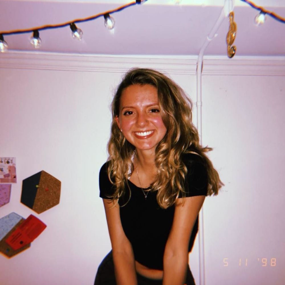 Meet your Posher, Dana
